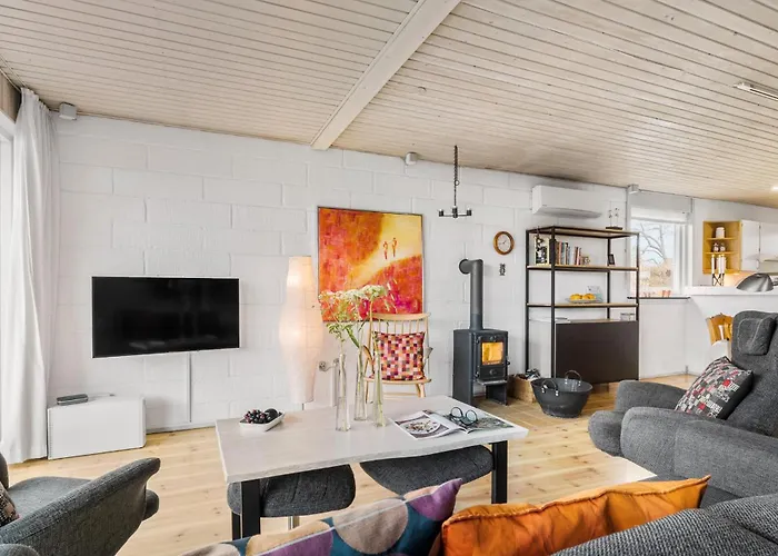 Ferienhaus 3 Bedroom Lovely In