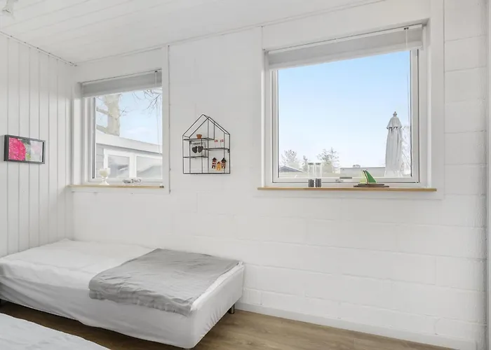 Hébergement de vacances 3 Bedroom Lovely In