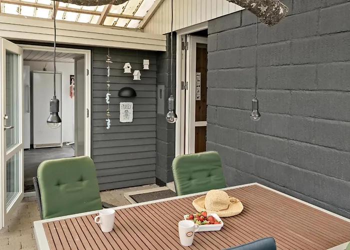 Holiday home 3 Bedroom Lovely In *